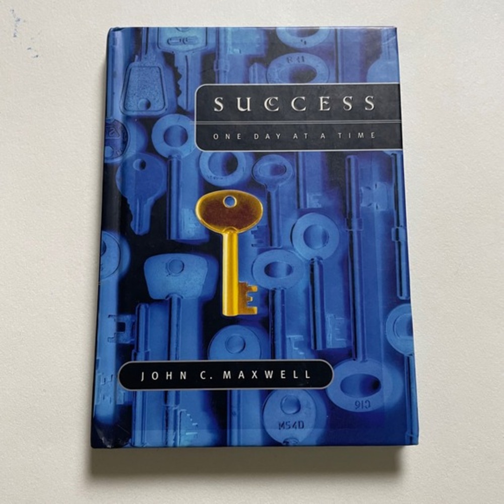Success One‎ Day At A Time John C. Maxwell Motivational Book Keys